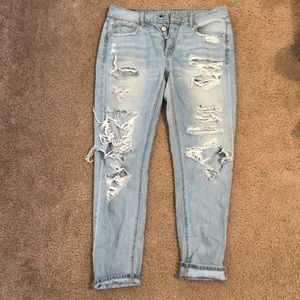 Distressed boyfriend jeans